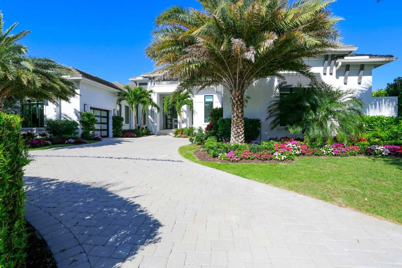 3123 Crayton Rd - Photo 2 of 50