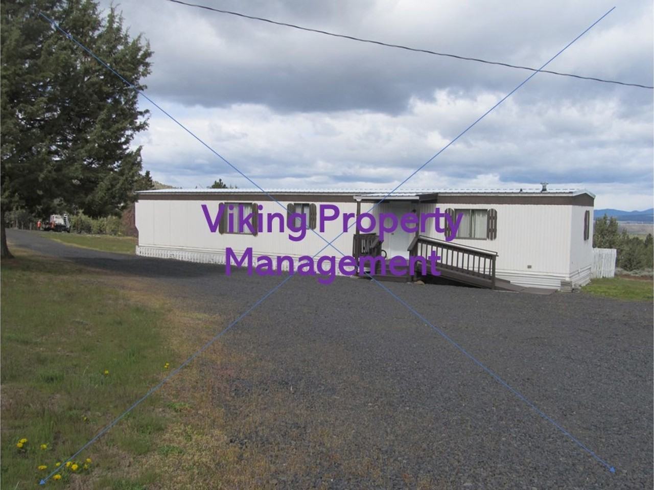 2739 Se Bonnie Rd - Photo 3 of 26