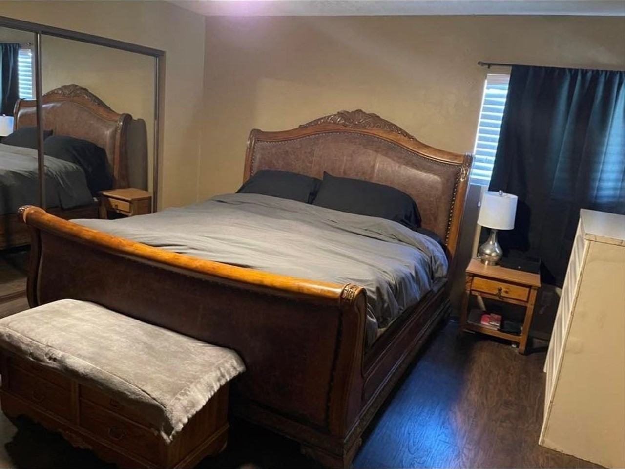 608 E Gila Ln - Photo 3 of 35