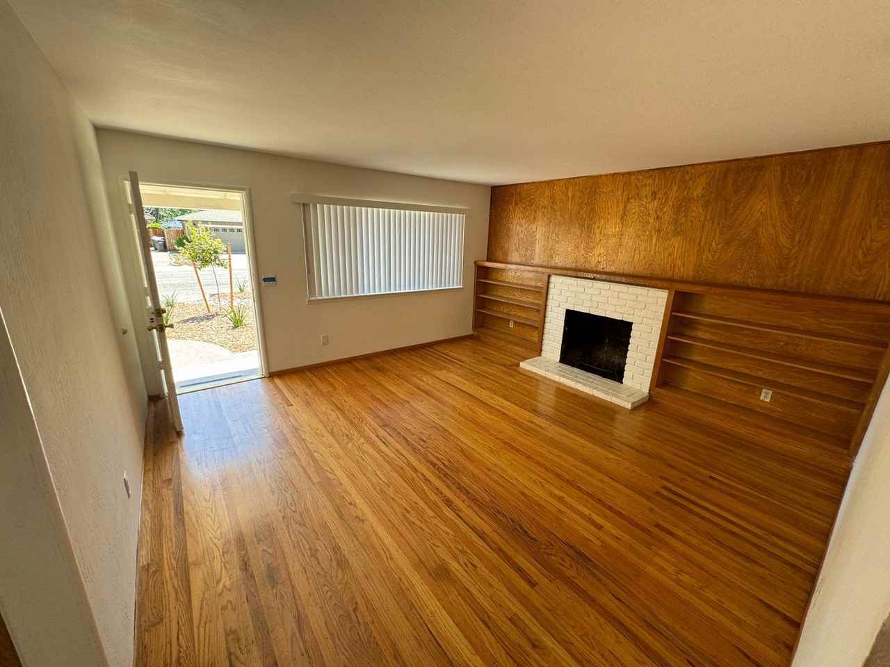 1449 Gary Way - Photo 3 of 27