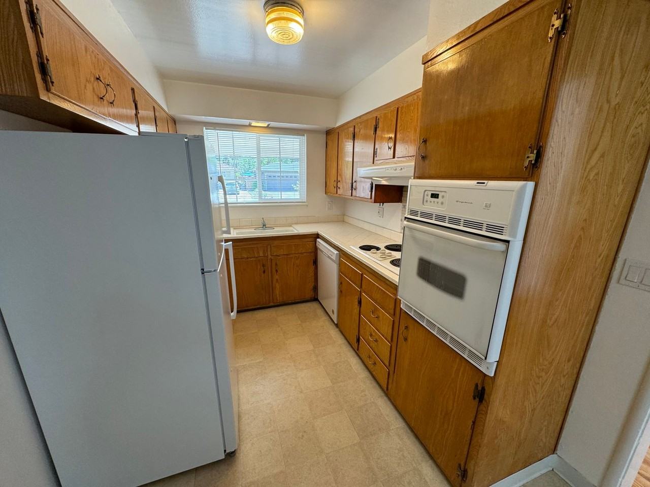 1449 Gary Way - Photo 5 of 27