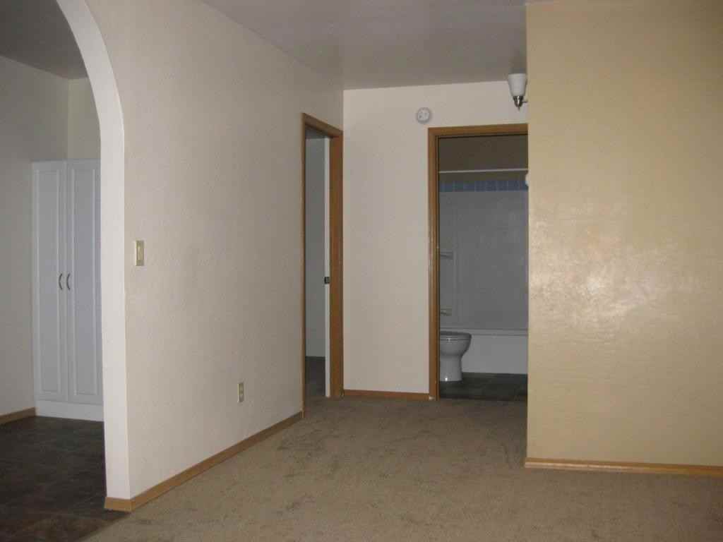 Harvard Ave #3 - Photo 7 of 14