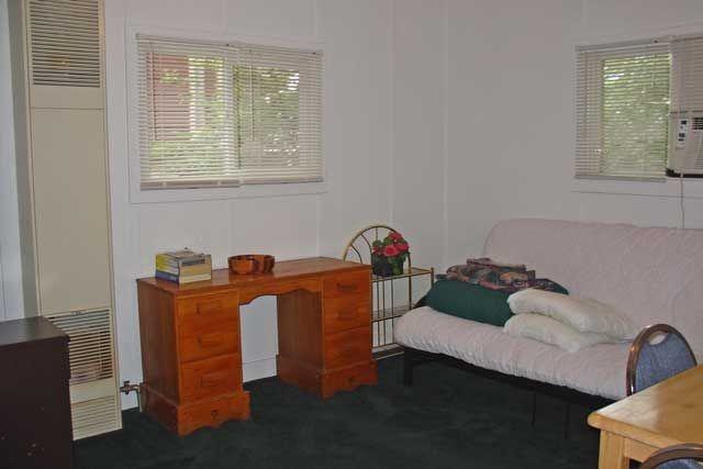 214 1/2 S 28th St - Photo 3 of 5