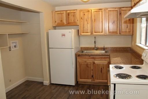 3007 E 33rd St - Photo 2 of 10