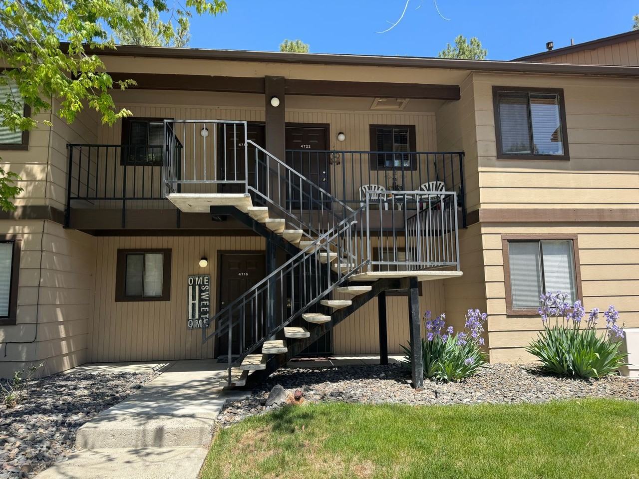 4718 Rio Poco Rd - Photo 2 of 11