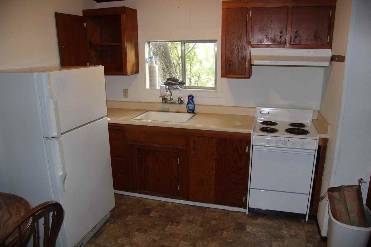 24 S Poplar St #2 - Photo 5 of 11