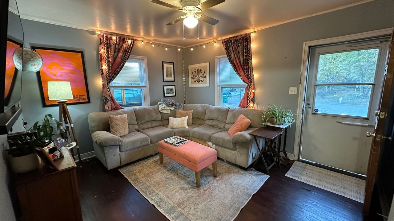 2408 Caddie Ln - Photo 6 of 27