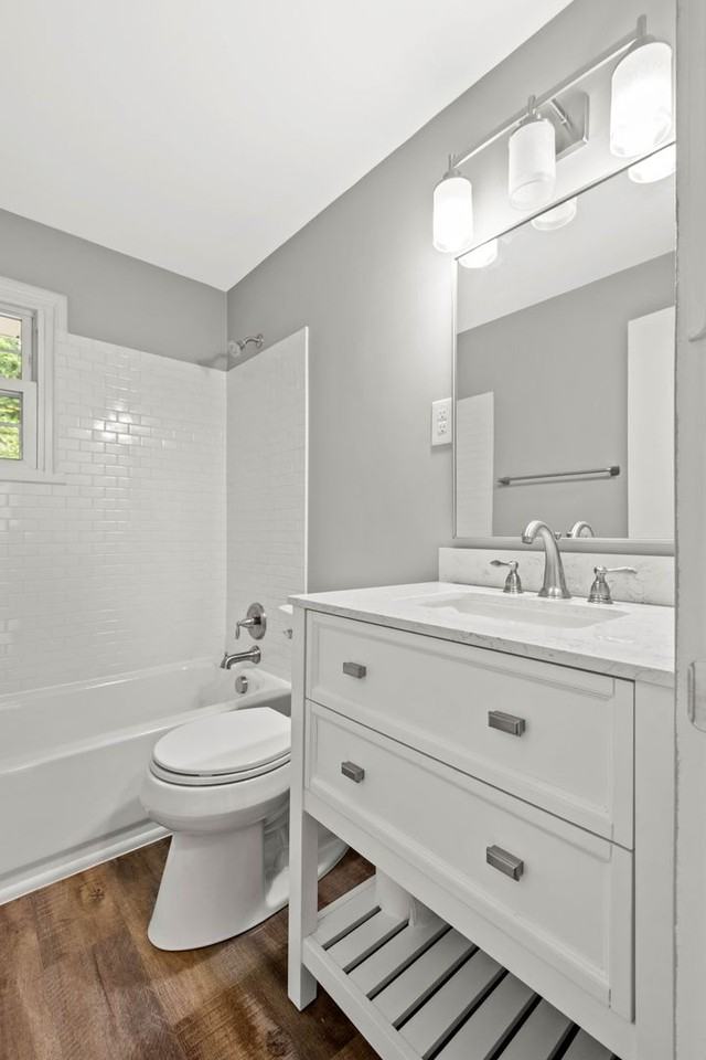 132 Cherrydell Dr - Photo 2 of 29