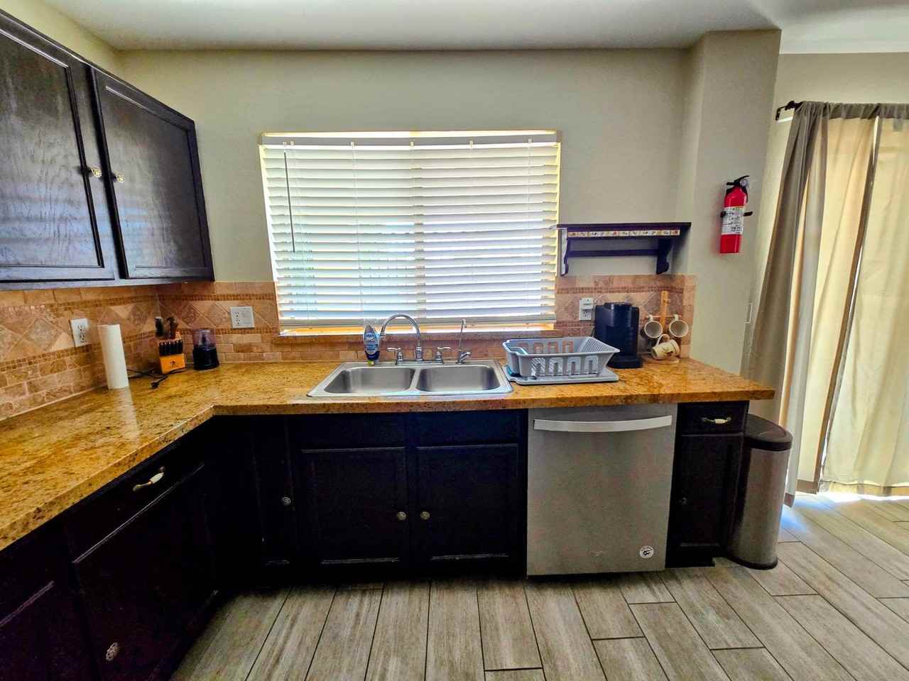 7404 S 30th Ln - Photo 2 of 49