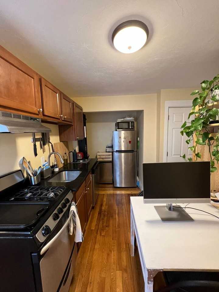 11 Blake St - Photo 2 of 4