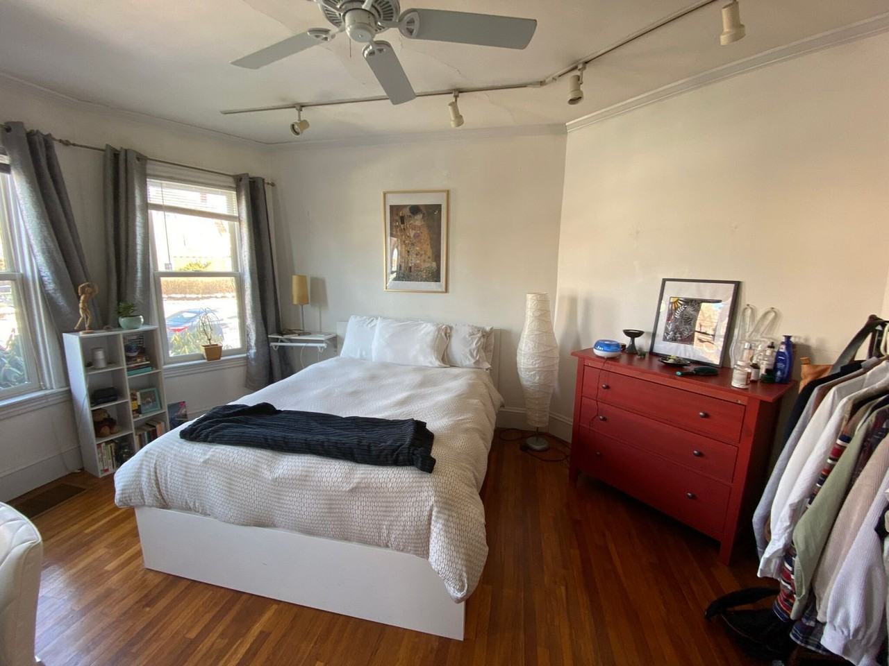 172 Elm St - Photo 3 of 9