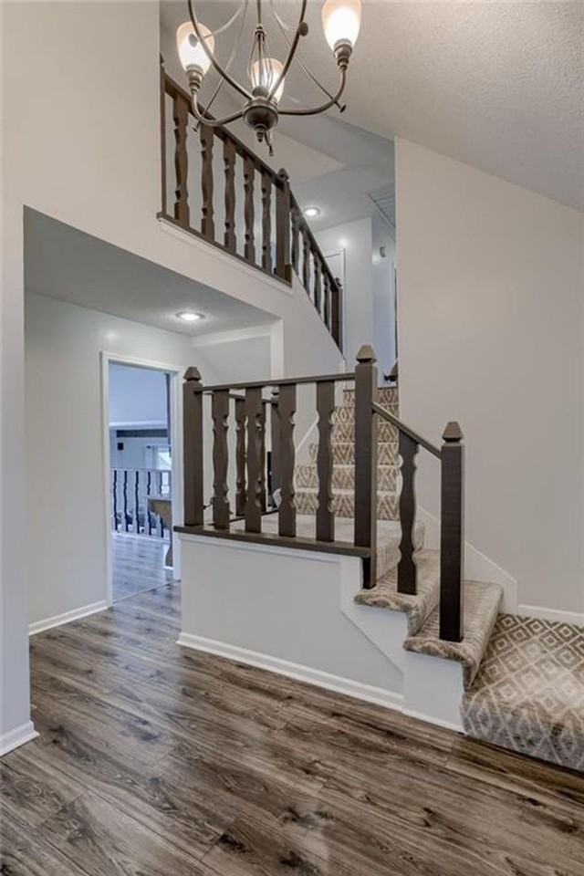 8615 W 72nd Ter - Photo 3 of 31