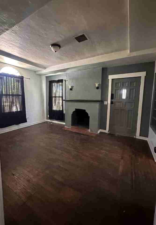 2028 S 7th Ave - Photo 6 of 21