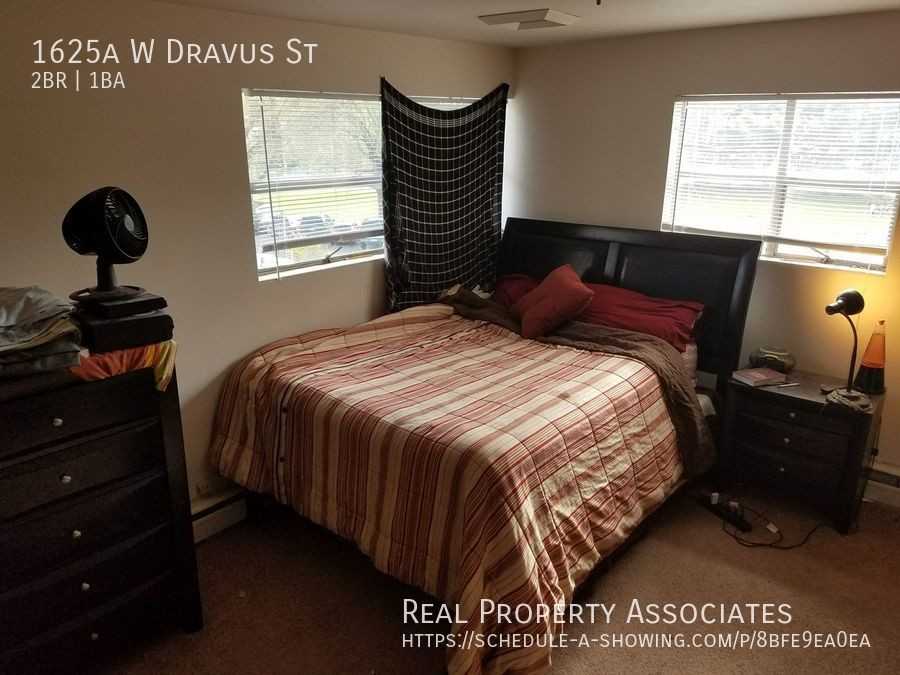 1625A W Dravus St - Photo 2 of 12