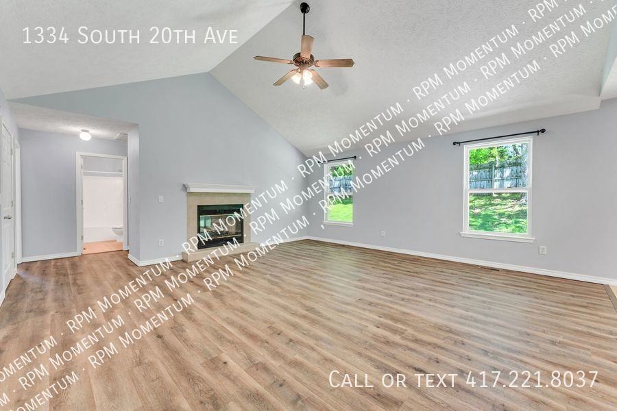 1334 S 20th Ave - Photo 2 of 31