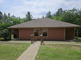 featured image of 139 Houston #139