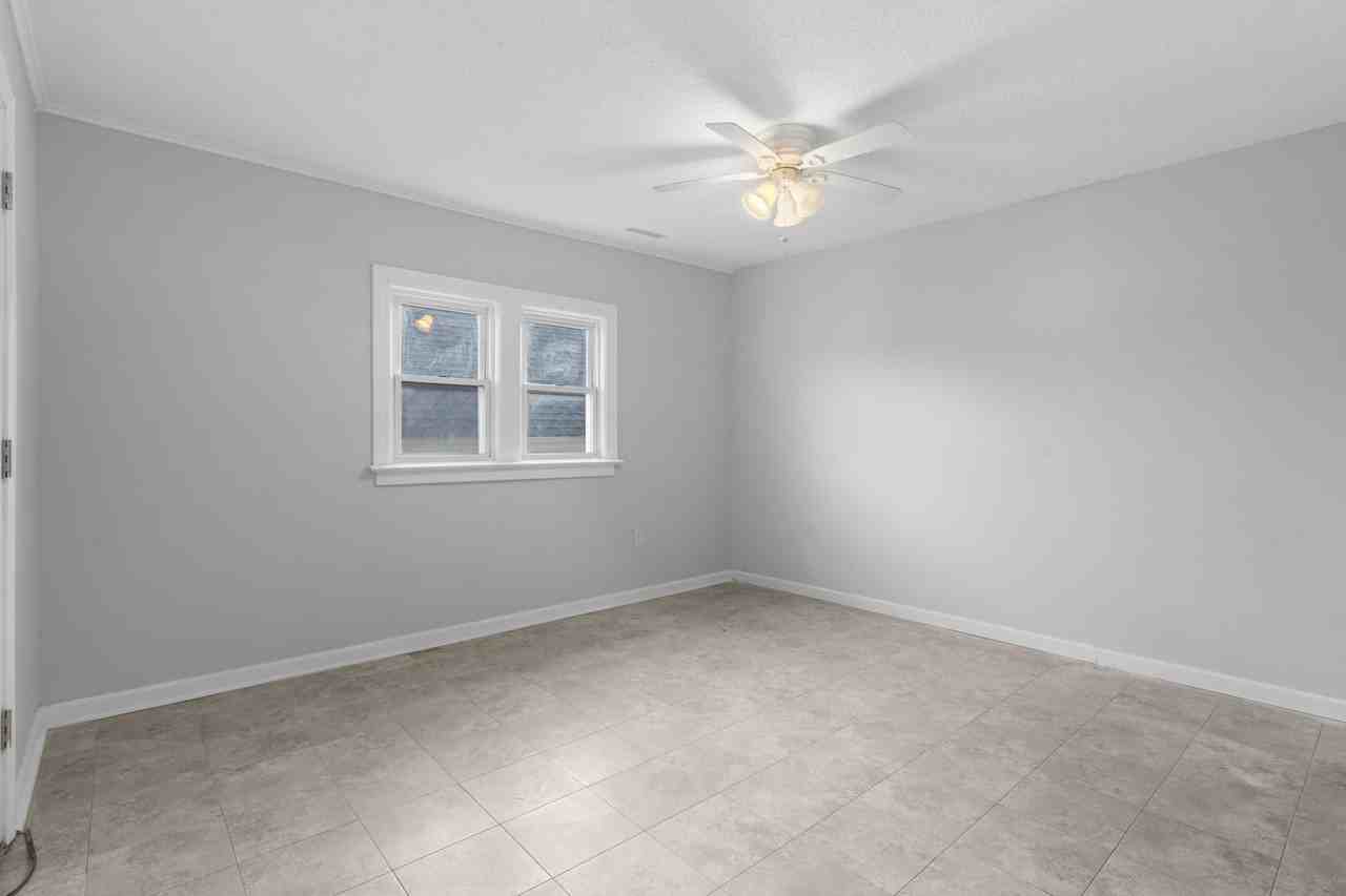 5 Flower St #2 - Photo 3 of 20