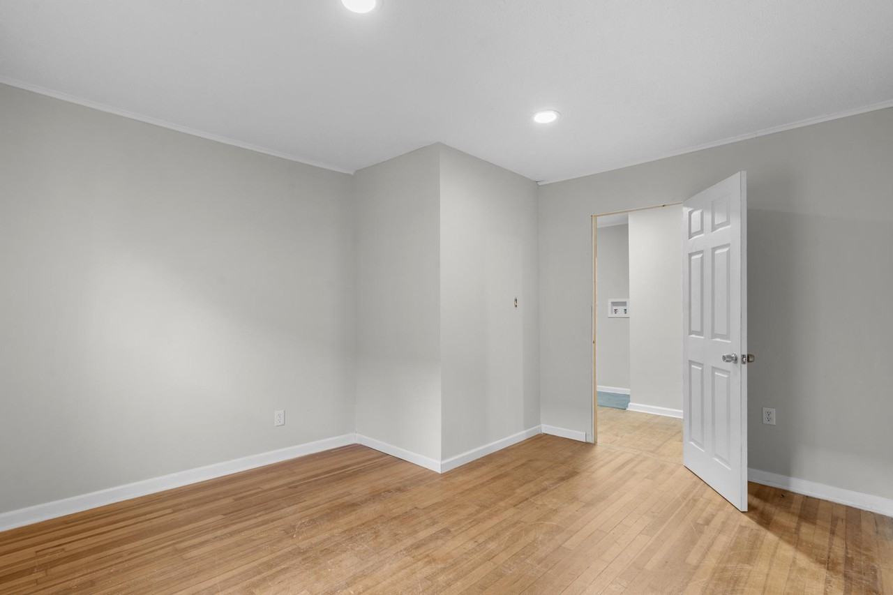 5 Flower St #2 - Photo 6 of 20