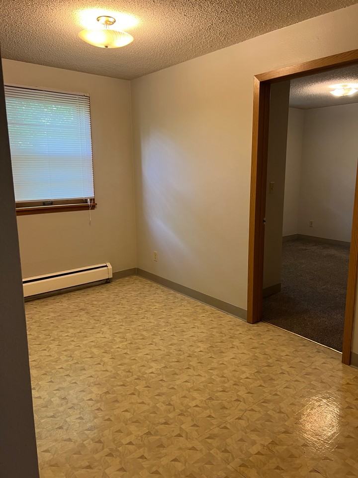 120 Locust St #7 - Photo 3 of 12