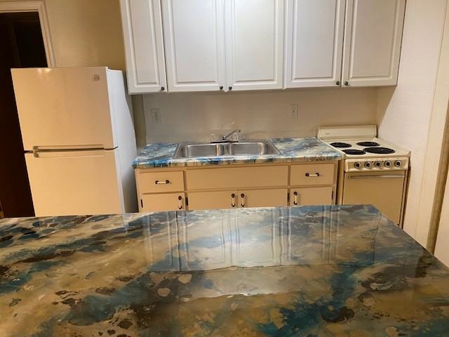 151 Highland Ave #A - Photo 5 of 26