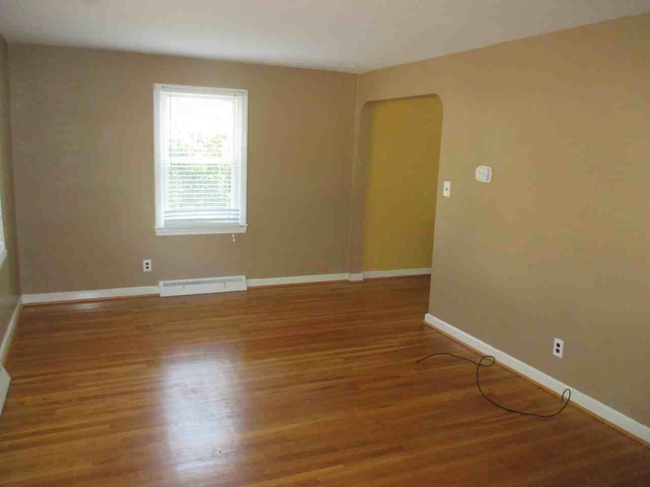 517 Ardmore Ave - Photo 3 of 18