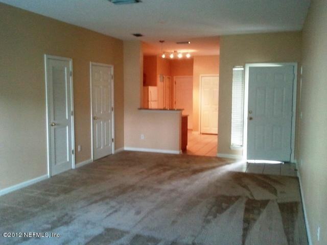 610 Edgewater Branch Dr - Photo 3 of 15