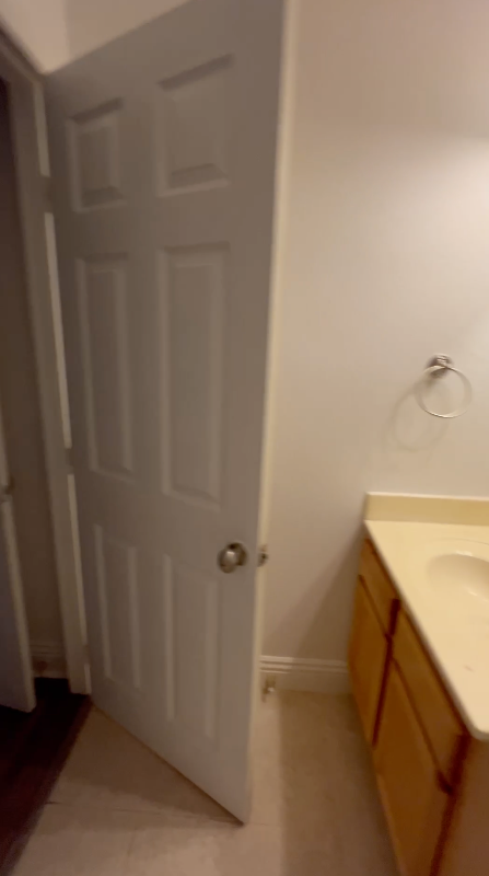 320 J Ave - Photo 5 of 10