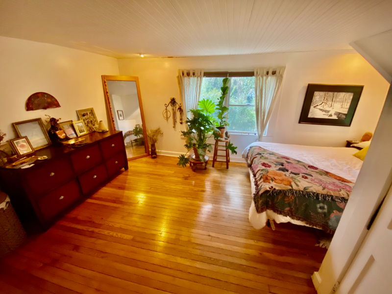 27 Spruce St - Photo 7 of 40