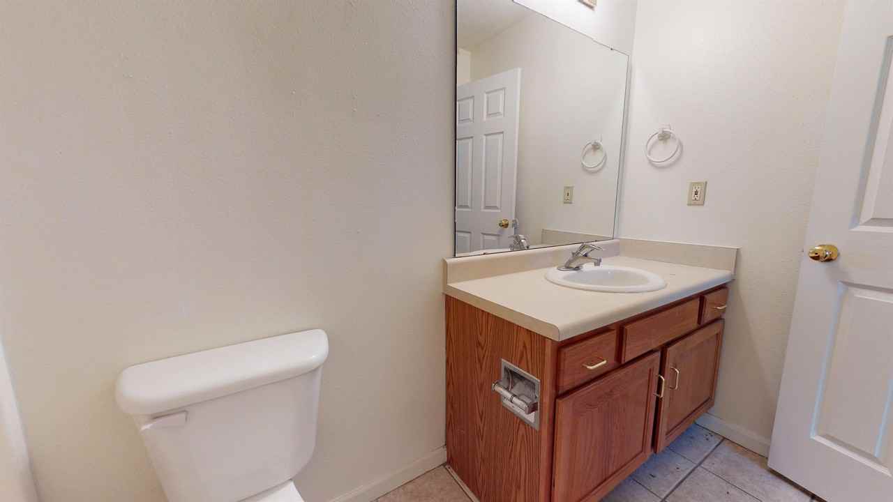 109 Commercial street - Photo 3 of 16