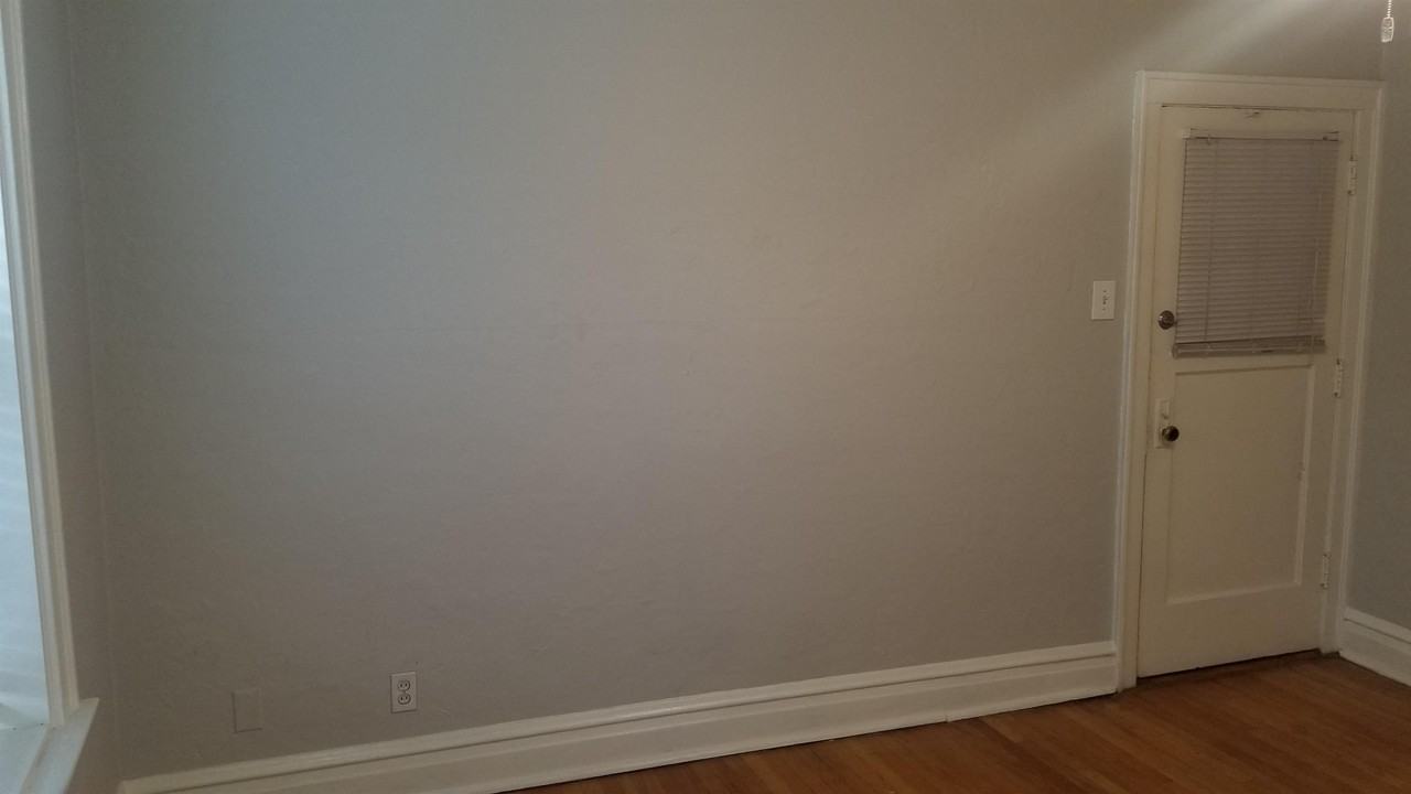 Dale/Waterman Apartments - Photo 4 of 30