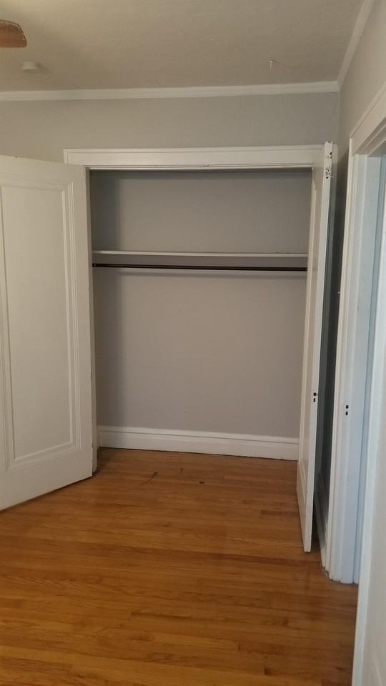 Dale/Waterman Apartments - Photo 7 of 30