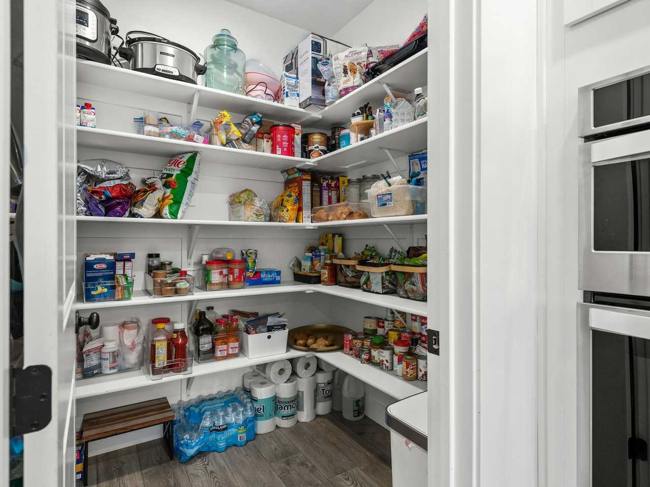 627 South Meade Street - Photo 3 of 49