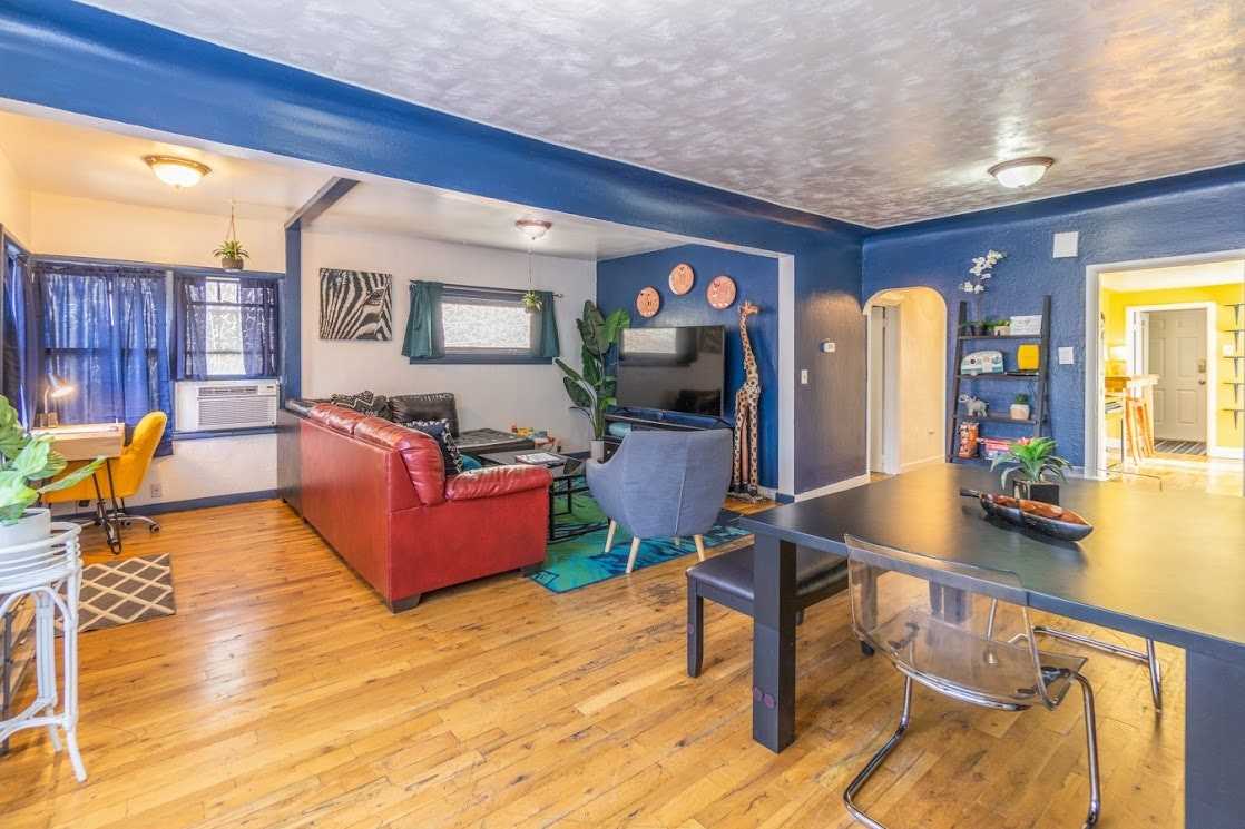 326 Wood Street - Photo 5 of 13