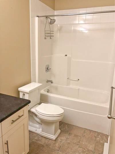 8307 87 Ave #B - Photo 7 of 11