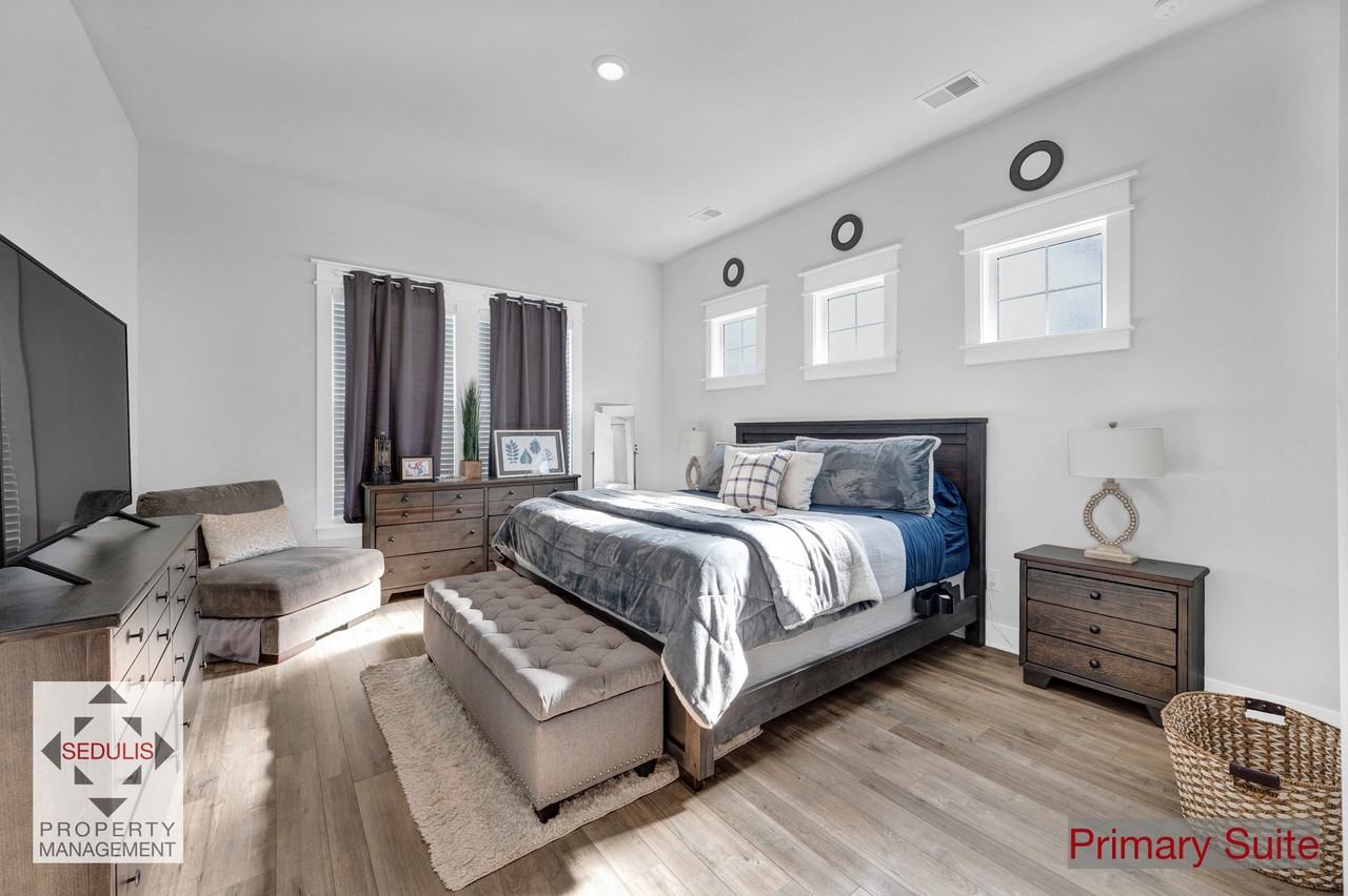 1754 Sandy Brook Drive #1 - Photo 7 of 33