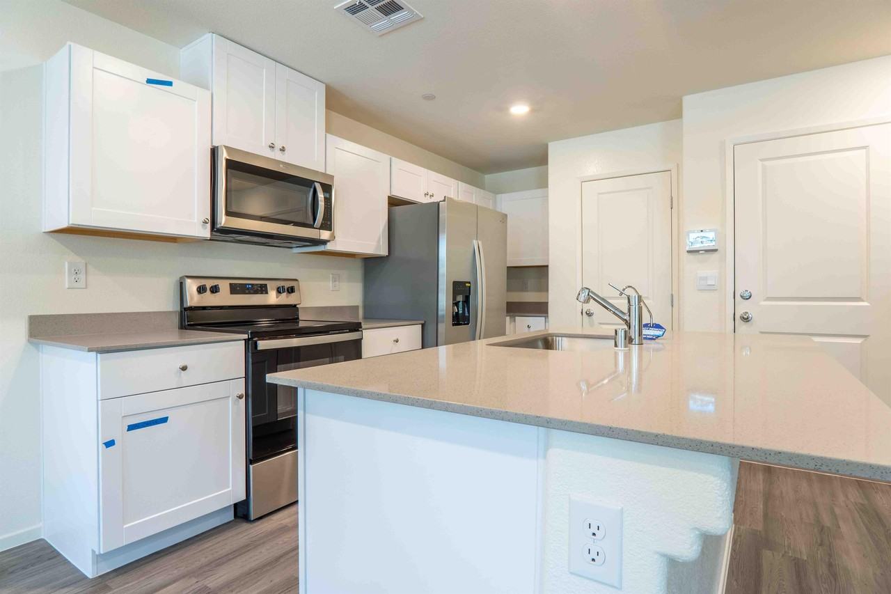 3727 Celesta Vista Ave #1 - Photo 7 of 25