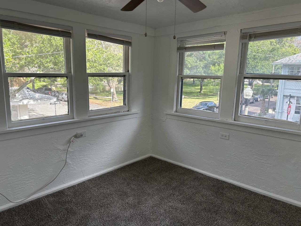 700 5th St NApt 3 #3 - Photo 5 of 11