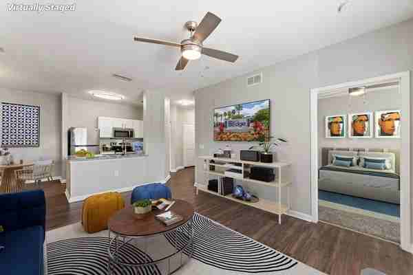 Edens Edge Apartments - Photo 6 of 39