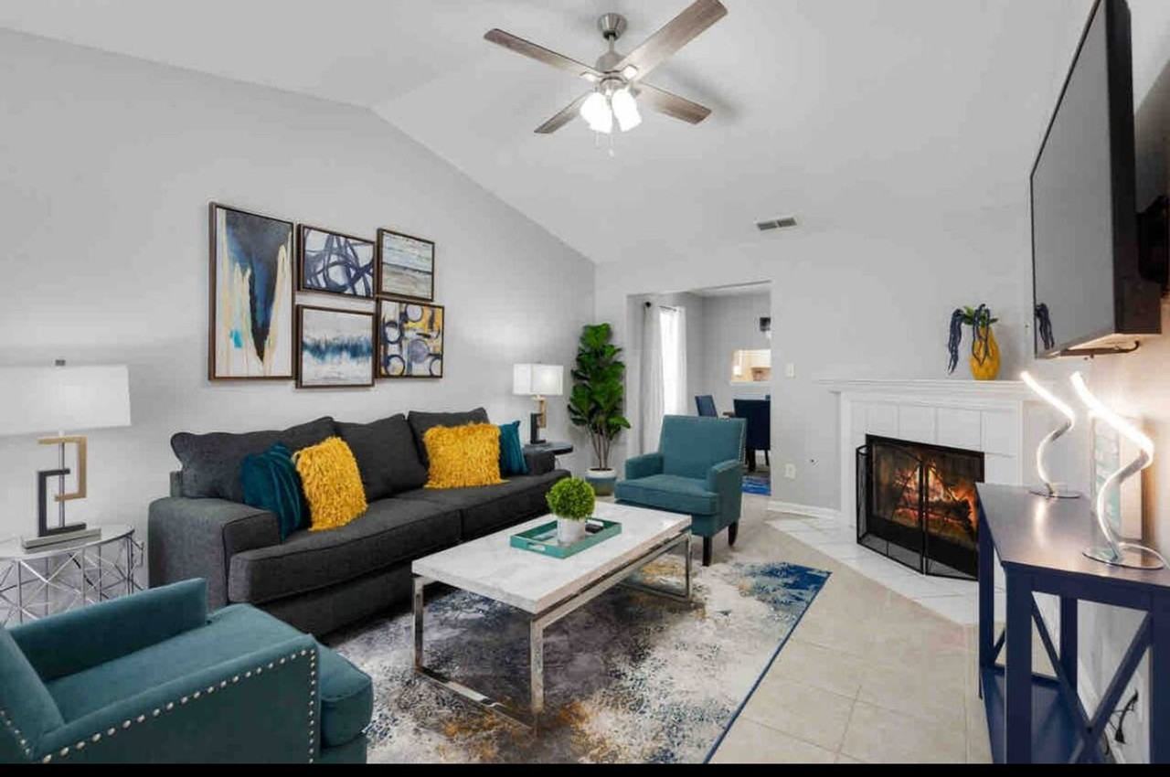 4032 Remer Ct - Photo 3 of 23