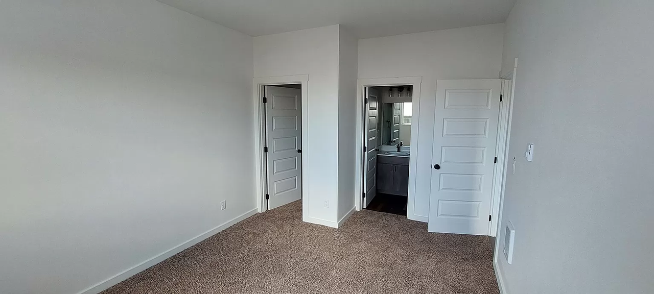 Ames Creek Apartments - Photo 3 of 46