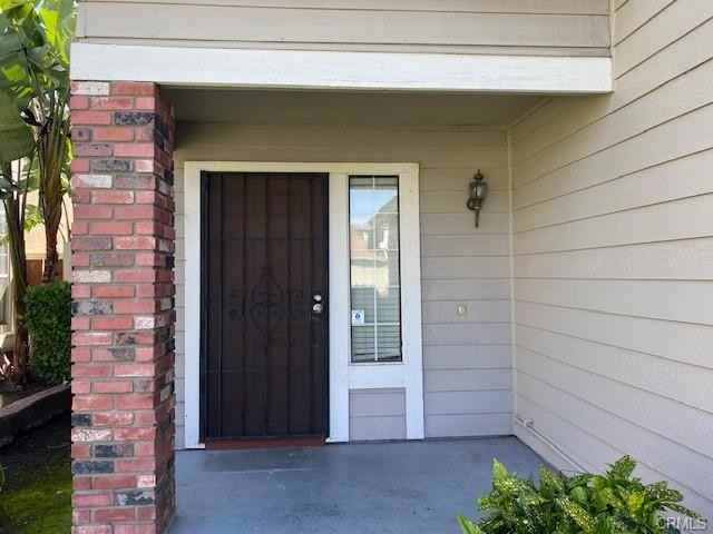 2661 Acorn Glen Pl - Photo 2 of 35