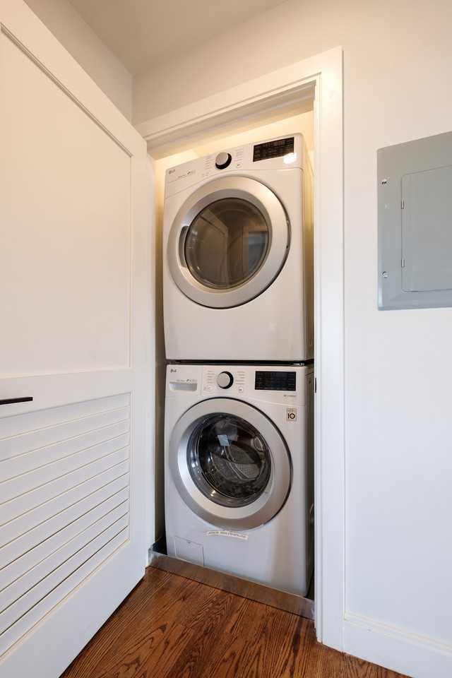 1 Everett St #305 - Photo 4 of 26