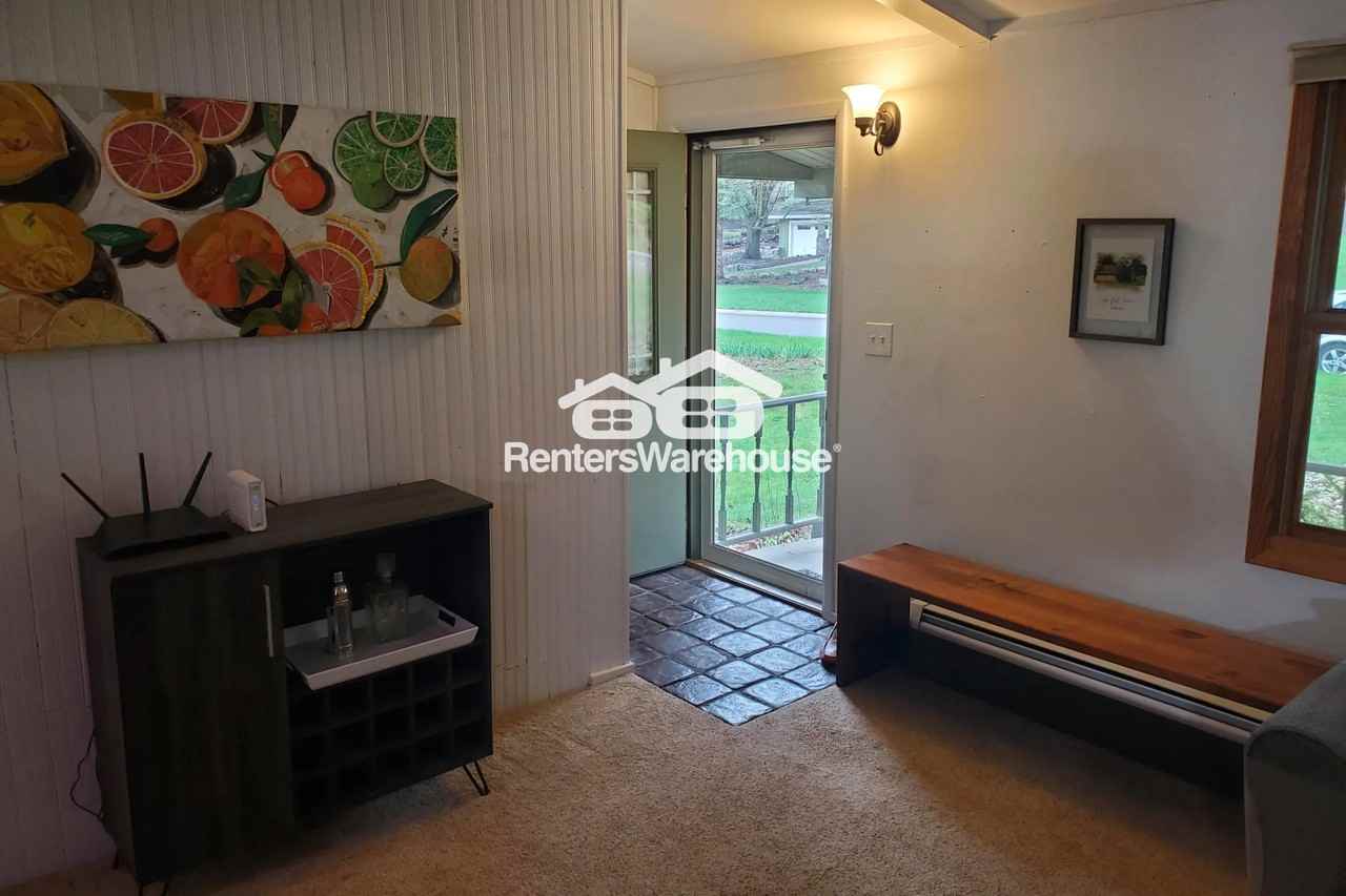 24830 Amlee Rd - Photo 3 of 26