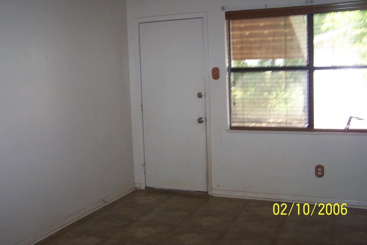 209 Wildcat Dr - Photo 2 of 9