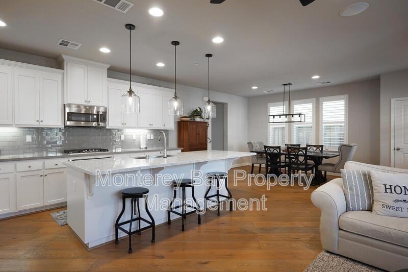 230 9th St - Photo 2 of 31