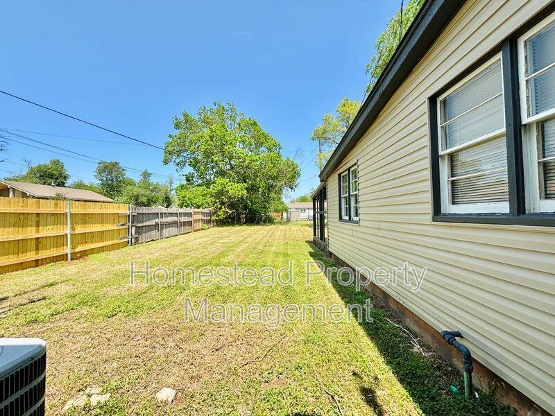 4101 Se 42nd St - Photo 7 of 28