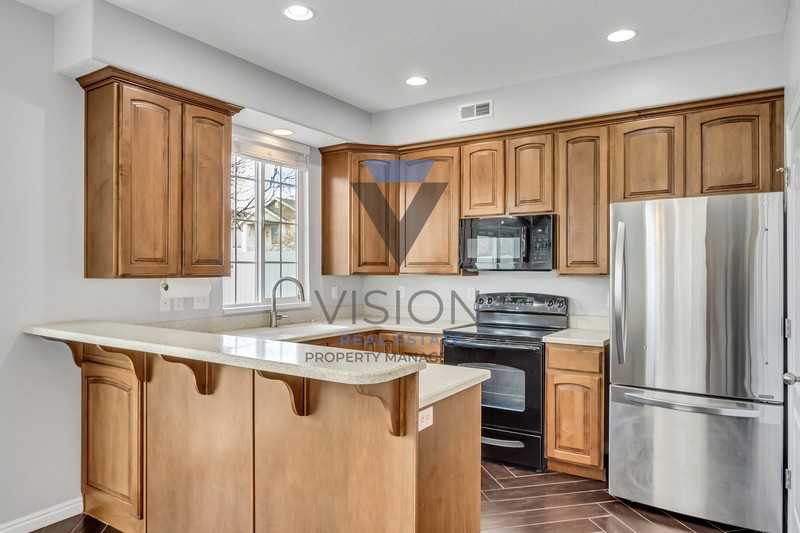 928 Chelsea Ln - Photo 6 of 36