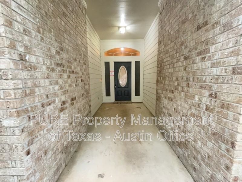 3917 Whitey Ford Way - Photo 2 of 17