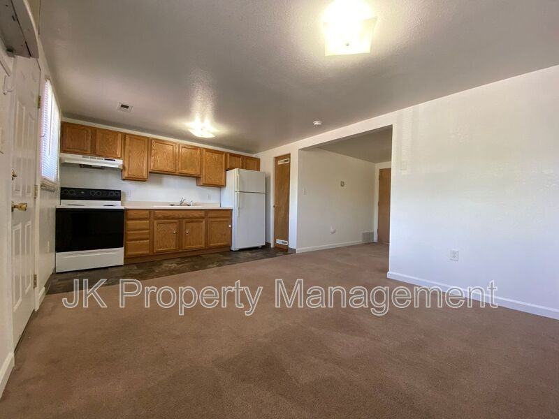 4000 Ella Ave #02 - Photo 2 of 11