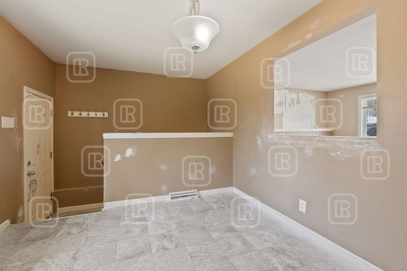 3523 W Indian Trail Rd - Photo 3 of 33